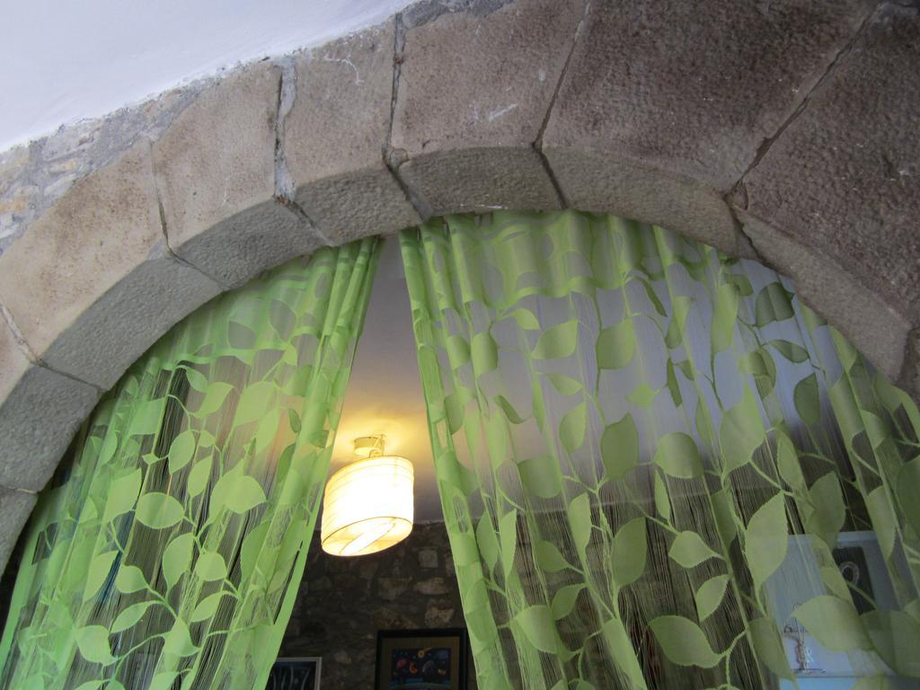 Bed and Breakfast Poggio Delle Rondini à Bagnone Extérieur photo